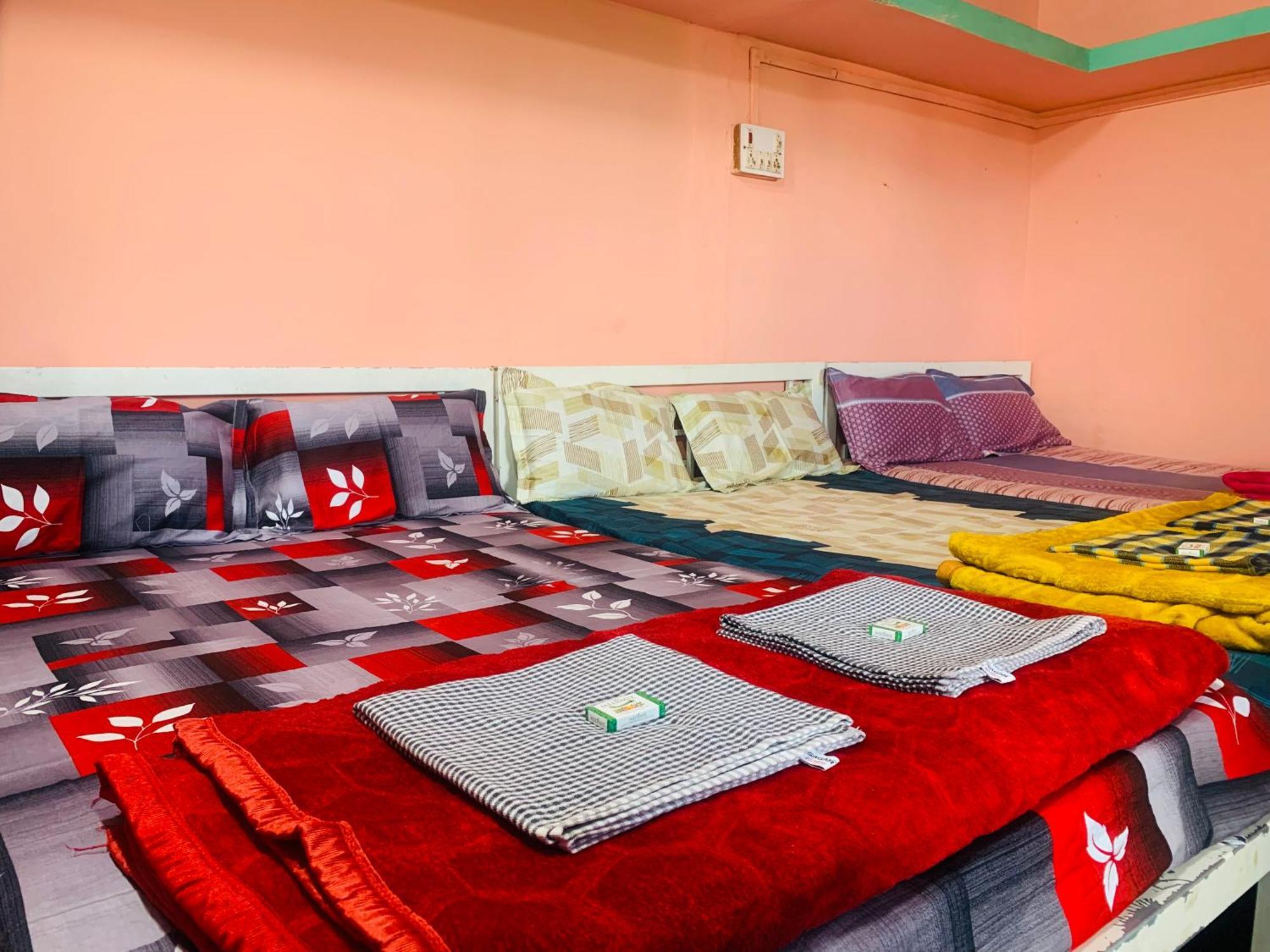 Dandeli Crocodile Valley Homestay Exteriör bild