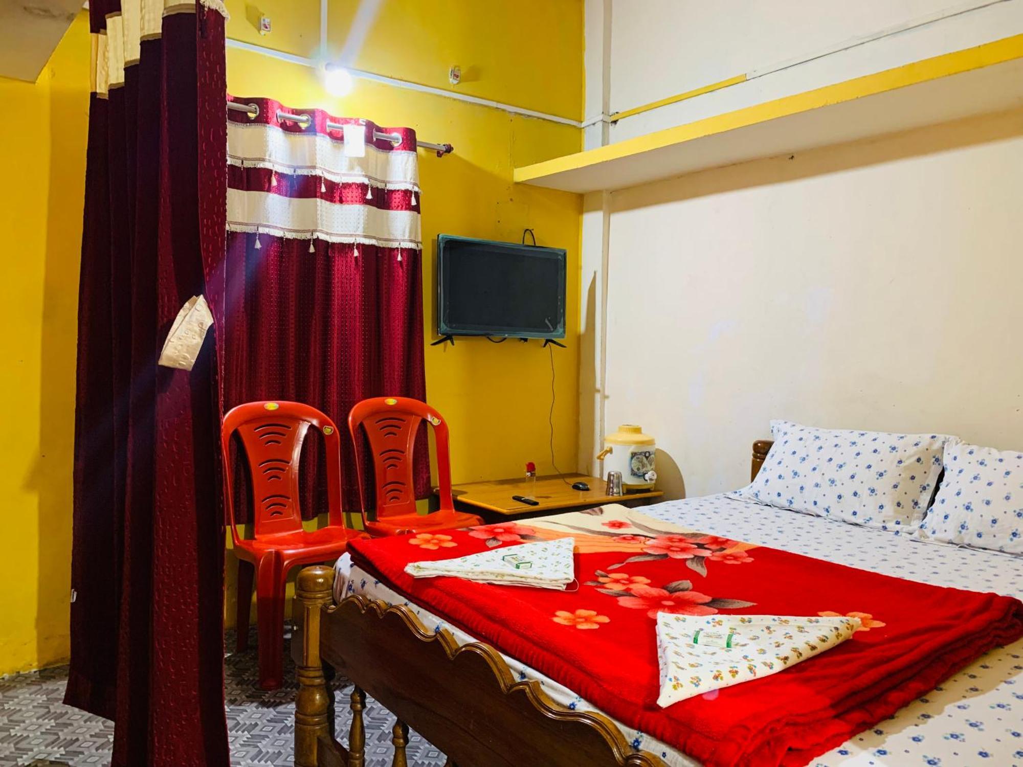 Dandeli Crocodile Valley Homestay Exteriör bild