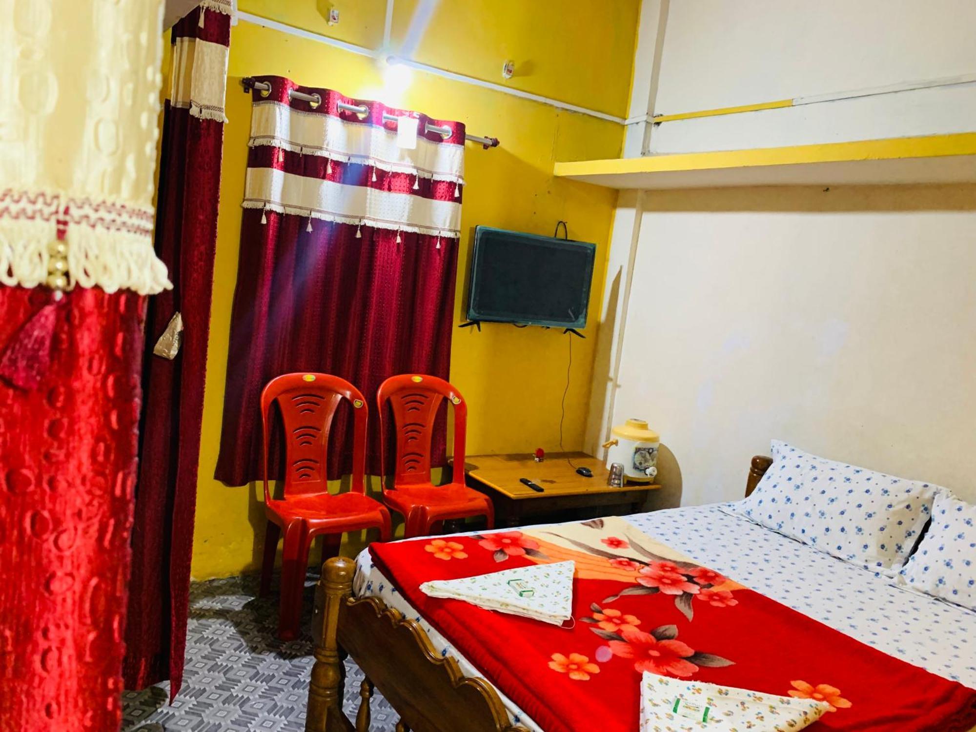 Dandeli Crocodile Valley Homestay Exteriör bild