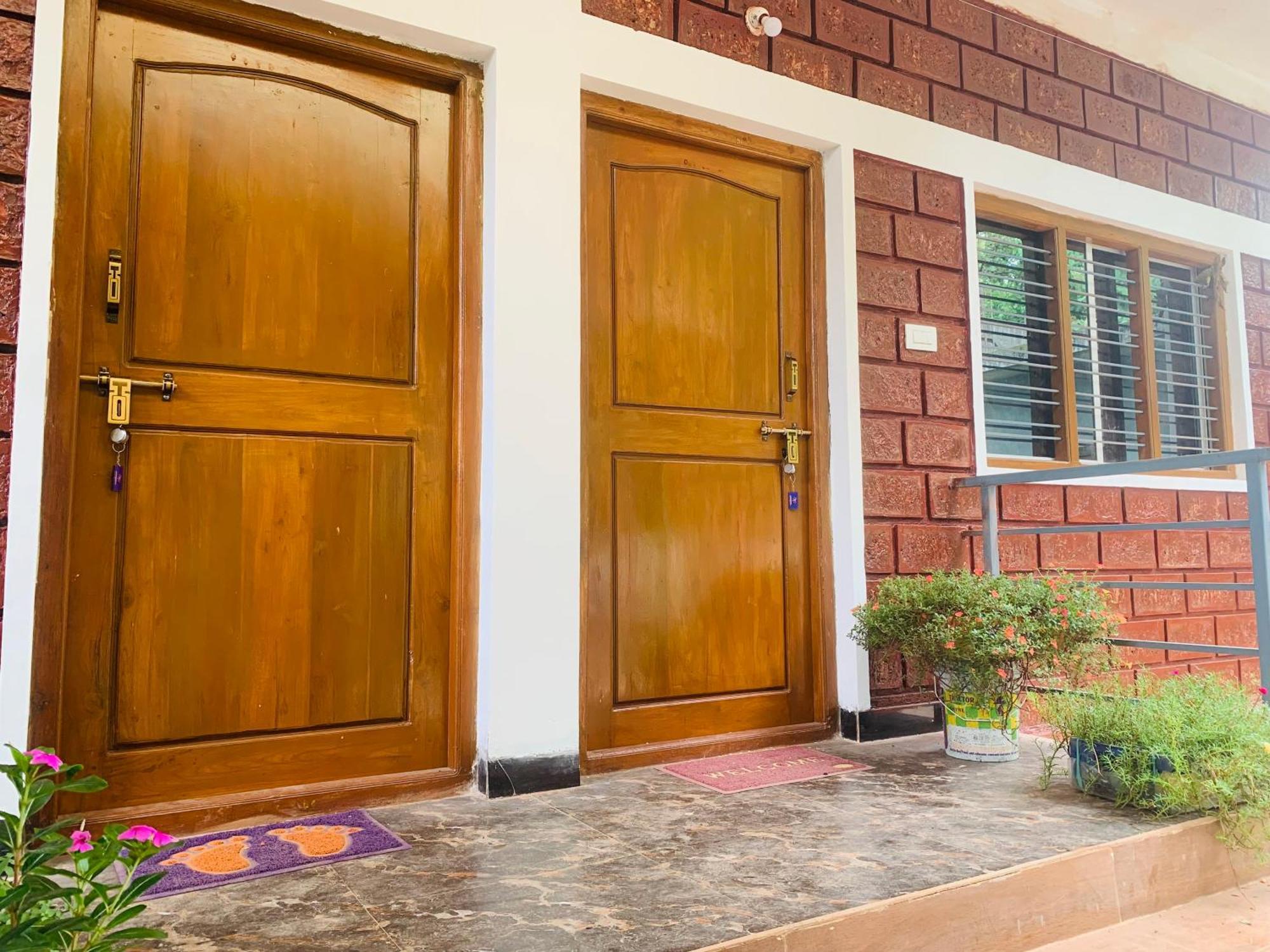 Dandeli Crocodile Valley Homestay Exteriör bild